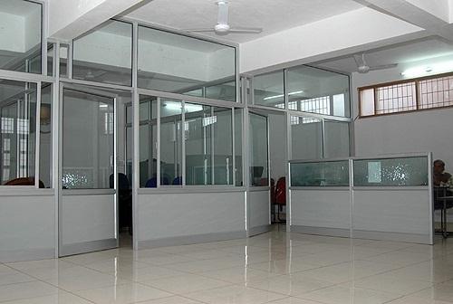 Aluminium & Glass Partition